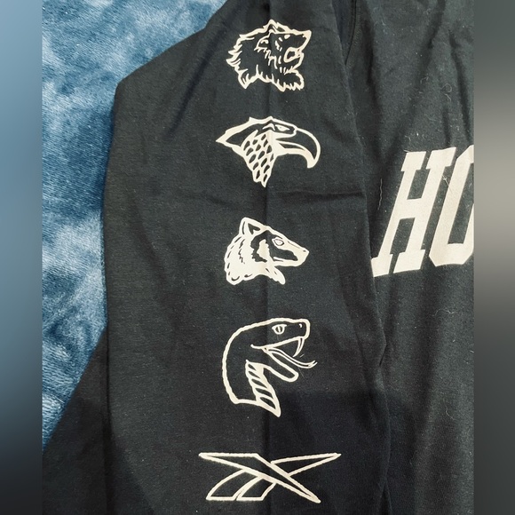 Reebok Harry Potter Longsleeve Tee
Size: Large - Picture 3 of 7